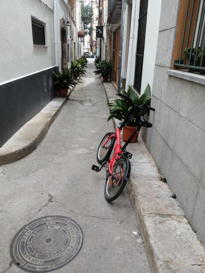 2 Bedroom Large Modern Apartment In Blanes Old Town 50M From The Beach! Екстериор снимка