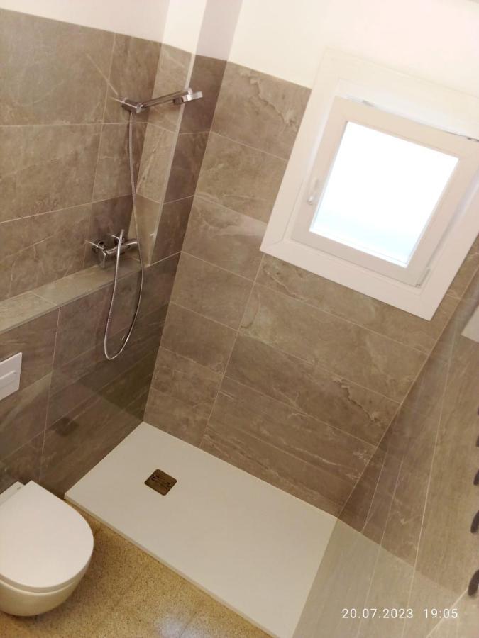 2 Bedroom Large Modern Apartment In Blanes Old Town 50M From The Beach! Екстериор снимка