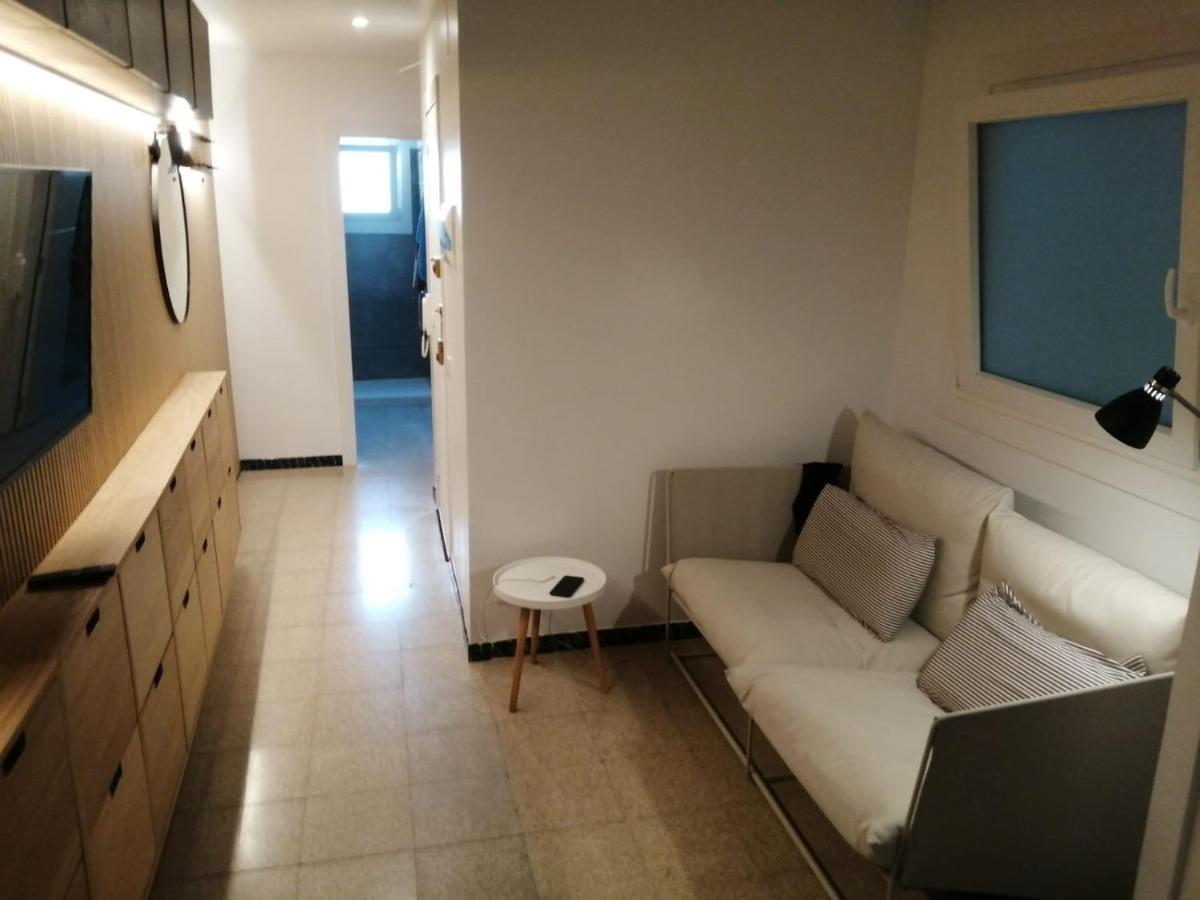 2 Bedroom Large Modern Apartment In Blanes Old Town 50M From The Beach! Екстериор снимка